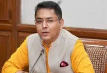 Photo of पंजाब में रोजगार के अपार अवसर: मंत्री अमन अरोड़ा ने कहा ‘युवाओं का भविष्य राज्य की सीमाओं के भीतर’