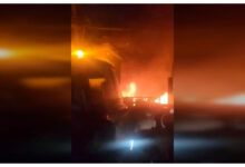 Photo of गैस एजेंसी में धमाका, मजदूर झुलसे, सिलेंडर के टुकड़े दूर-दूर बिखरे