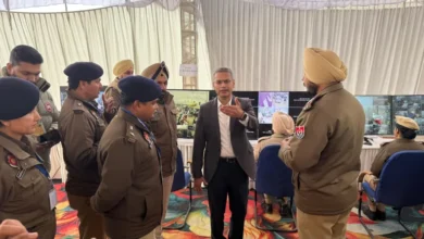 Photo of शहीदी सभा : फ़तेहगढ़ साहिब में डीजीपी गौरव यादव ने टेका माथा, सुरक्षा प्रबंधों का लिया जायज़ा