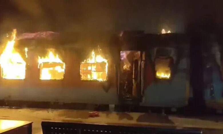 Tatanagar-Ernakulam Express :