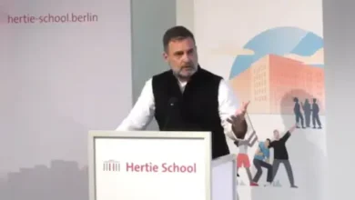 Photo of नई यात्रा में पुराने आरोप! विदेश से राहुल गांधी का हमला : ‘संवैधानिक संस्थाओं पर कब्जा कर रही…’