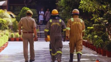 Photo of अहमदाबाद में स्कूलों को बम की धमकी, अलर्ट मोड पर सुरक्षा एजेंसियां