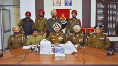 Photo of अमृतसर में तस्करी कार्टेल का भंडाफोड़, 4.5 किलो हेरोइन और पिस्तौल के साथ तीन गिरफ्तार