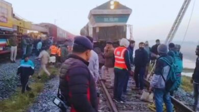 Photo of असम में बड़ा ट्रेन हादसा, पटरी से उतरे ट्रेन के डिब्बे, सात हाथियों की मौत