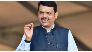 Photo of महाराष्ट्र में 22 नगर परिषद चुनाव टालने पर सीएम फडणवीस ने चुनाव आयोग पर जताई नाराजगी