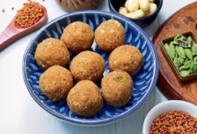 Photo of सर्दियों में ताकत और ऊर्जा बढ़ाने वाला गोंद का लड्डू- जानें आसान रेसिपी