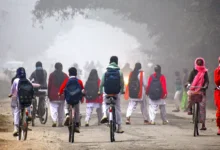 Photo of ठंड के चलते स्कूल और कोचिंग की छुट्टियां बढ़ाईं, बच्चों-बुजुर्गों को सतर्क रहने की सलाह