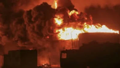 Photo of यमन पर सऊदी अरब का बड़ा हवाई हमला, मुकल्ला में भड़की भीषण आग, आपातकाल घोषित