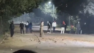 Photo of BHU में छात्रों और प्रॉक्टोरियल जवानों के बीच झड़प, परिसर में हंगामा और तोड़फोड़