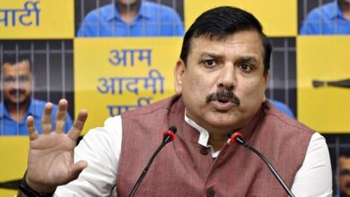 Photo of भाजपा का इतिहास देश से गद्दारी का रहा है, वंदे मातरम् से इनका कोई सरोकार नहीं- संजय सिंह