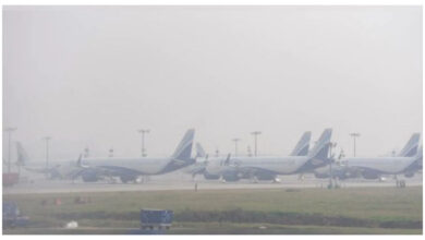 Photo of दिल्ली एयरपोर्ट पर घने कोहरे का असर, 177 उड़ानें रद्द और 500 से अधिक फ्लाइट्स में देरी