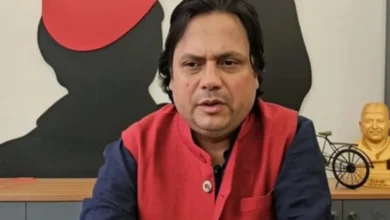 Photo of सुप्रीम कोर्ट ने कुलदीप सेंगर की जमानत पर रोक लगाई, सपा और पीड़ित परिवार ने स्वागत किया