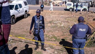 Photo of दक्षिण अफ्रीका के जोहान्सबर्ग में बार पर गोलीबारी : 9 की मौत, हमलावर फरार