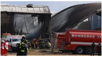 Photo of मेक्सिको में बड़ा विमान हादसा : आपात लैंडिंग के दौरान निजी विमान क्रैश, 7 की मौत