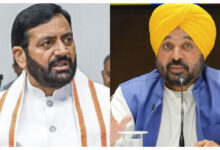Photo of हरियाणा विधानसभा में उठी पंजाब की ‘जिसका खेत, उसकी रेत’ नीति लागू करने की मांग, केजरीवाल और भगवंत मान ने दी प्रतिक्रिया