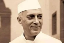 Photo of सिगरेट लेने इंदौर भेजे थे विमान, धुलने के लिए कपड़े भेजते थे लदंन, जानिए पं. नेहरू के तमाम दिलचस्प किस्से