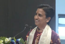 Photo of कुमार विश्वास ने बिना नाम लिए कांग्रेस परिवार को कहा ‘फर्जी गांधी’, CM योगी के सामने कसा तंज