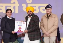 Photo of CM मान ने 1,746 पुलिस कांस्टेबलों को सौंपे नियुक्ति पत्र, मान सरकार के कार्यकाल में अब तक 63,027 नियुक्तियाँ