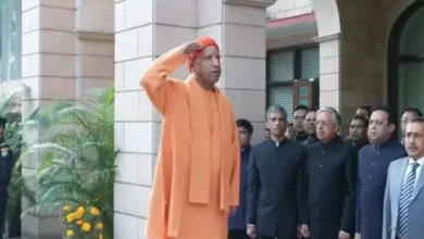 Photo of मुख्यमंत्री योगी आदित्यनाथ ने राष्ट्रीय ध्वज फहराया, प्रदेशवासियों को दी हार्दिक शुभकामनाएं