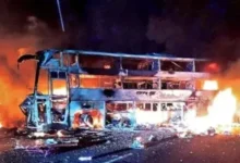 Photo of नंद्याल में प्राइवेट बस और कंटेनर ट्रक की टक्कर, 3 की मौत, कई घायल