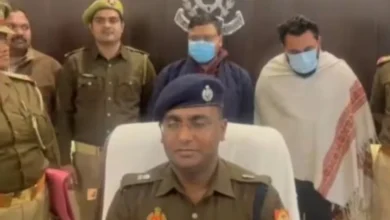 Photo of आजमगढ़ में अंतरराष्ट्रीय साइबर ठगी गिरोह गिरफ्तार, लाखों रुपये और लग्जरी सामान बरामद