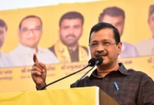 Photo of आम आदमी पार्टी के राष्ट्रीय संयोजक अरविंद केजरीवाल अहमदाबाद में आयोजित पार्टी कार्यकर्ताओं के शपथ ग्रहण समारोह में शामिल हुए