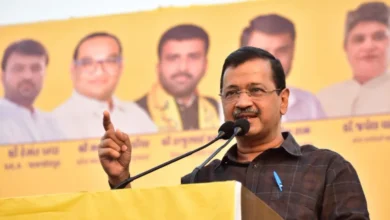 Photo of आम आदमी पार्टी के राष्ट्रीय संयोजक अरविंद केजरीवाल अहमदाबाद में आयोजित पार्टी कार्यकर्ताओं के शपथ ग्रहण समारोह में शामिल हुए