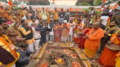 Photo of Bhojshala Puja Namaz : भोजशाला में बसंत पंचमी पूजा जारी, दोपहर में होगी नमाज, सुरक्षा व्यवस्था चाक चौबंद