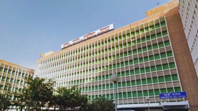 Photo of Delhi AIIMS की रिकॉर्ड तोड़ सफलता, 13 महीने में 1000 रोबोटिक सर्जरी