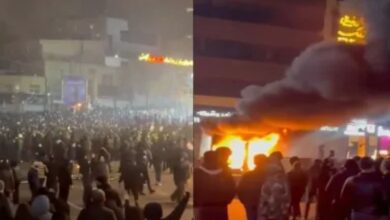 Photo of Iran Protest : ईरान में सड़कों पर लोग, खामेनेई ने दिए फांसी के आदेश, अमेरिका ने दी चेतावनी