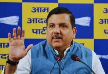 Photo of काशी के मणिकर्णिका घाट पर मंदिर टूटे, सवाल उठाने पर संजय सिंह के खिलाफ FIR दर्ज