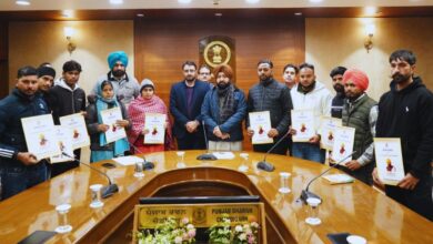 Photo of Punjab News : नव-नियुक्त उम्मीदवारों को सौपें नियुक्ति पत्र, हरदीप सिंह मुंडियां ने खोली कांग्रेस की पोल