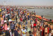 Photo of मकर संक्रांति पर प्रयागराज में श्रद्धालुओं का भारी जनसैलाब, सुरक्षा और व्यवस्थाएं सख्त