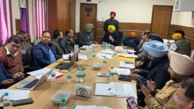 Photo of लोक निर्माण मंत्री हरभजन सिंह ई.टी.ओ. ने प्रदेश के सड़कीय बुनियादी ढांचे को मजबूत करने के लिए विभागीय कार्यों की समीक्षा की