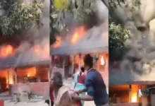Photo of बांग्लादेश में हिंदुओं पर बढ़ते हमले : घर जलाए गए, अंतरराष्ट्रीय स्तर पर उठी आवाज