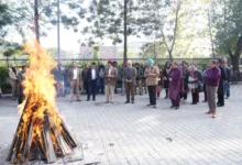 Photo of अनाज भवन में लोहड़ी के जश्न में शामिल हुए लाल चंद कटारूचक्क, मस्ती के बाद DFSC के साथ की बैठक की अध्यक्षता