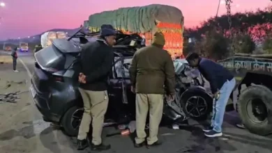 Photo of इंदौर तेजाजी नगर बायपास हादसा : कार-ट्रक टक्कर में तीन की मौत, एक घायल