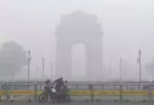 Photo of सर्दी का डबल अटैक, दिल्ली में घना कोहरा और ठंडी हवाएं, जानिए कितना गिरेगा तापमान