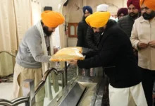 Photo of भगवंत सिंह मान ने अकाल तख़्त साहिब में किया नतमस्तक, सिख समुदाय के सर्वोच्च तख़्त को समर्पित किया दिन