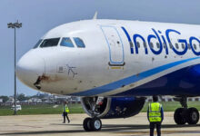 Photo of पक्षी टकराने से इंडिगो विमान की नाक क्षतिग्रस्त, पायलट ने 216 यात्रियों की जान बचाई
