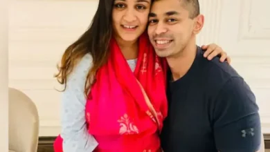 Photo of अब प्रतीक नहीं लेंगे अपर्णा से तलाक! इंस्टाग्राम पर डाला पत्नी संग रोमांटिक तस्वीर और लिखा कि…