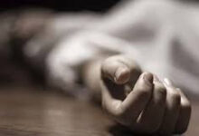 Photo of प्रयागराज में रिटायर्ड IAS अधिकारी के बेटे ने की आत्महत्या, 2 महीने पहले हुई थी लव मैरिज शादी