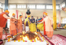 Photo of महाशिवरात्रि पर केजरीवाल और भगवंत सिंह मान ने रणकेशवर महादेव मंदिर में माथा टेका और पंजाब की शांति एवं खुशहाली के लिए प्रार्थना की