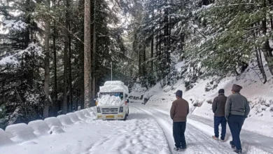 Photo of पहाड़ों पर बारिश-बर्फबारी, मैदानी इलाकों में बढ़ी गर्मी, क्या अब फिर लौटेगी ठंड? जानिए IMD का ताज़ा अपडेट