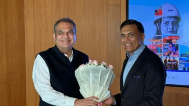 Photo of संजीव अरोड़ा ने उद्योगपति सज्जन जिंदल से की मुलाकात, इस्पात क्षेत्र में ₹1,500 करोड़ के निवेश की घोषणा