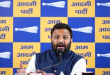 Photo of Delhi Murder Case : दिल्ली में अपराधी बेखौफ, नाबालिग बेटे को बचाने गए पिता की हत्या- कुलदीप कुमार