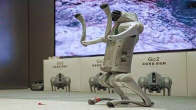 Photo of Galgotias University AI समिट से बाहर, चीनी रोबोटिक डॉग को लेकर मचा बवाल