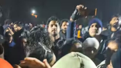Photo of JNU में वामपंथी छात्र संगठनों और अखिल भारतीय विद्यार्थी परिषद के बीच हिंसक झड़प, कई छात्र घायल