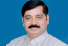 Photo of सपा प्रवक्ता मनोज यादव गिरफ्तार, पत्नी रातभर करती रही इंतजार, दर्ज कराई थी गुमशुदगी की रिपोर्ट