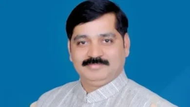 Photo of सपा प्रवक्ता मनोज यादव गिरफ्तार, पत्नी रातभर करती रही इंतजार, दर्ज कराई थी गुमशुदगी की रिपोर्ट